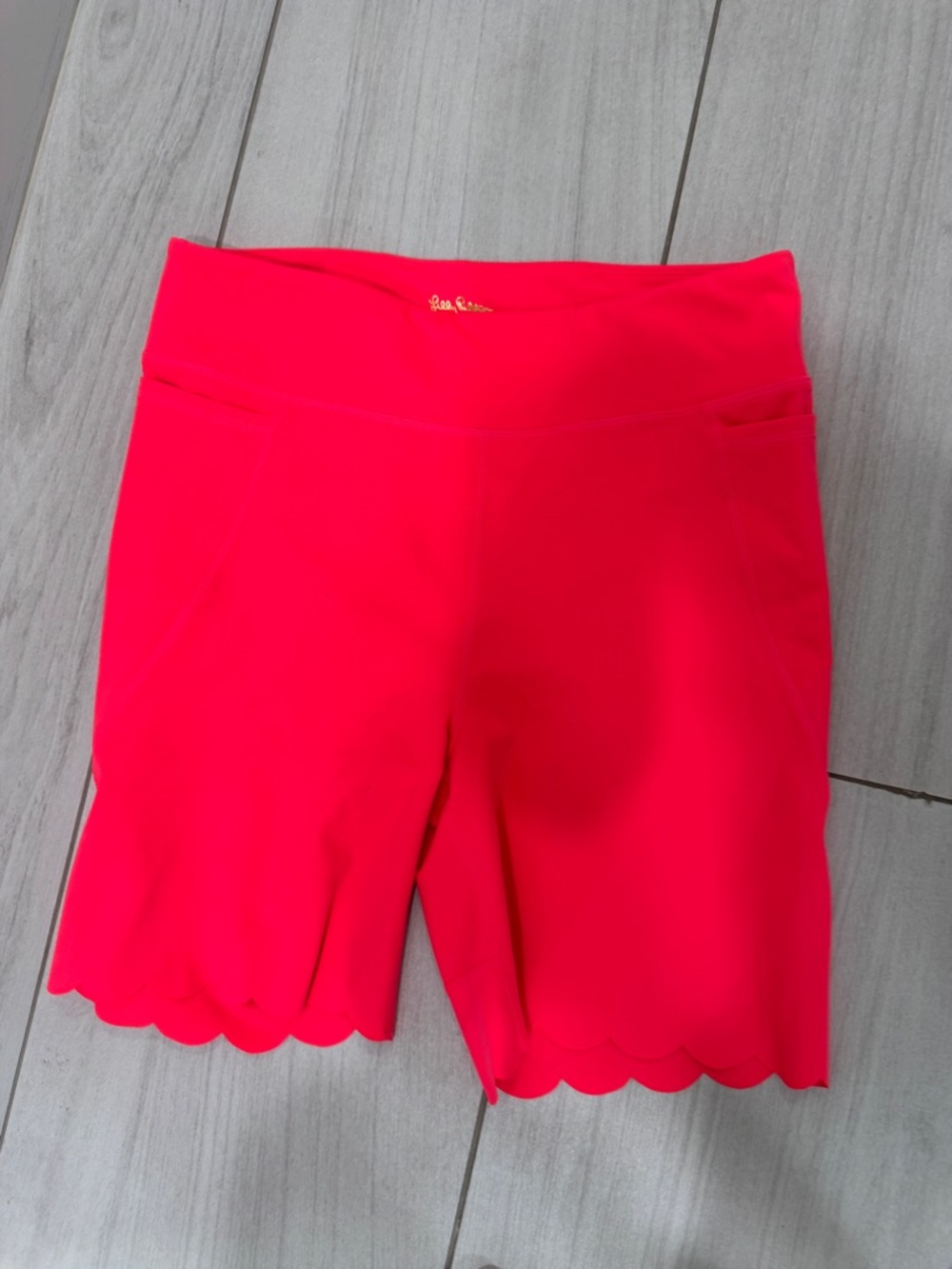 Lilly Pulitzer Scallop-Hem Bike Shorts in Bright Pink